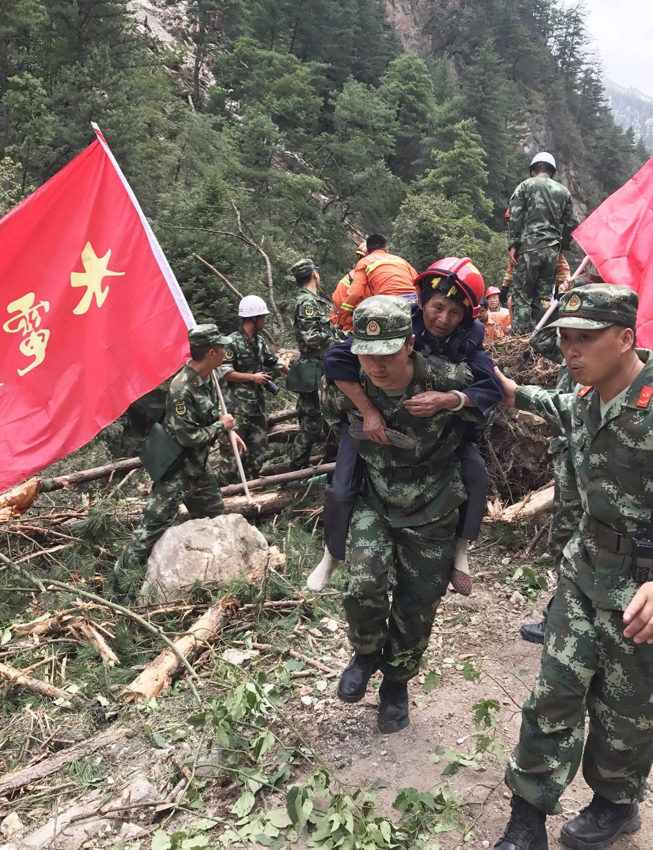 九寨沟地震 aftermath：温情脉脉，重建新篇启幕